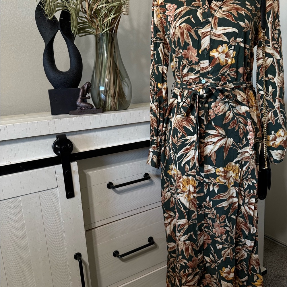 H&M Dark Green Floral Long Sleeve Dress